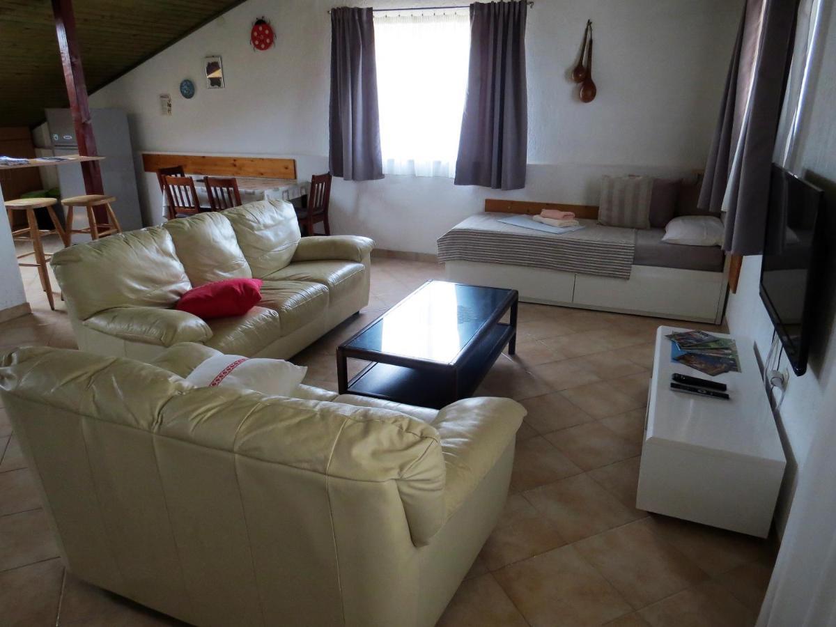 House Elan Apartment Kornic Ngoại thất bức ảnh